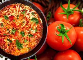 Kışlık menemen yapacaklar dikkat! Bu y&ouml;ntemle yaz domatesi lezzetini kışa taşıyın