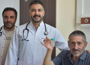 Nefes darlığı şikayetiyle ger&ccedil;ek ortaya &ccedil;ıktı: Akciğerine sarımsak ka&ccedil;an adam &ouml;l&uuml;mden d&ouml;nd&uuml;