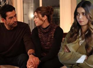 Onsuz yeni sezonda tutunamadı! Afra Sara&ccedil;oğlu&rsquo;nun A.B.İ&rsquo;den ayrılığının perde arkası