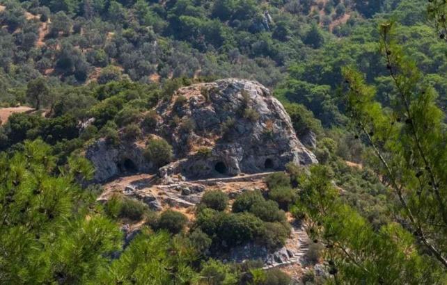 İzmir'in 2 bin yıllık gizemi! Homeros'un &uuml;nl&uuml; destanı bu mağarada yazıldı iddiası