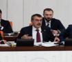 Bakan Tekin'den CHP'ye m&uuml;lakat yanıtı: Sizin belediyeleriniz neden m&uuml;lakat yapıyor?