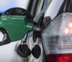 Petrolde sert d&uuml;ş&uuml;ş! Akaryakıt fiyatlarında indirim! İşte yeni tarife