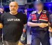 &Uuml;nl&uuml; y&ouml;netmen Ezel Akay ve kardeşi g&ouml;zaltına alındı