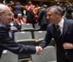 &Ouml;zg&uuml;r &Ouml;zel, Kılı&ccedil;daroğlu ile tokalaşmalarını a&ccedil;ıkladı: Kırgın ve k&uuml;sk&uuml;n&uuml;m