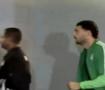 Merih resmen &ccedil;ılgına d&ouml;nd&uuml;! Soyunma odasını bastı