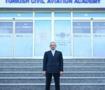 Bakan Uraloğlu, havacılıkta s&uuml;rd&uuml;r&uuml;lebilir yakıt hedeflerini a&ccedil;ıkladı