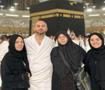 Umre i&ccedil;in gittiler, 8 aydır T&uuml;rkiye&rsquo;ye d&ouml;nemiyorlar! Kabe&rsquo;deki olay hayatlarını değiştirdi