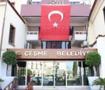 &Ccedil;eşme Belediyesine yolsuzluk operasyonu: Başkan yardımcısı ve imar m&uuml;d&uuml;r&uuml; g&ouml;zaltında