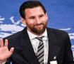 Messi'den bir rekor daha! 1000. &ouml;d&uuml;l&uuml;n&uuml; aldı! &Ouml;d&uuml;l&uuml; adadığı isim duygulandırdı
