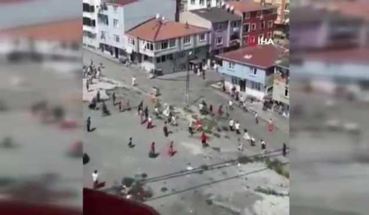 esenler de mahalle kavgasinda ortalik savas alanina dondu video 7