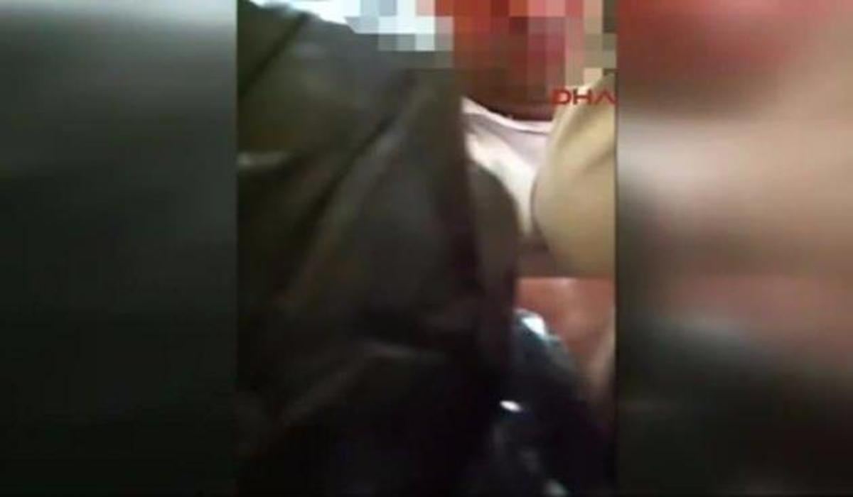 https video haber7 com video galeri 92232 kadinlar tuvaletine gizli kamera yerlestirirken kendisini de cekti