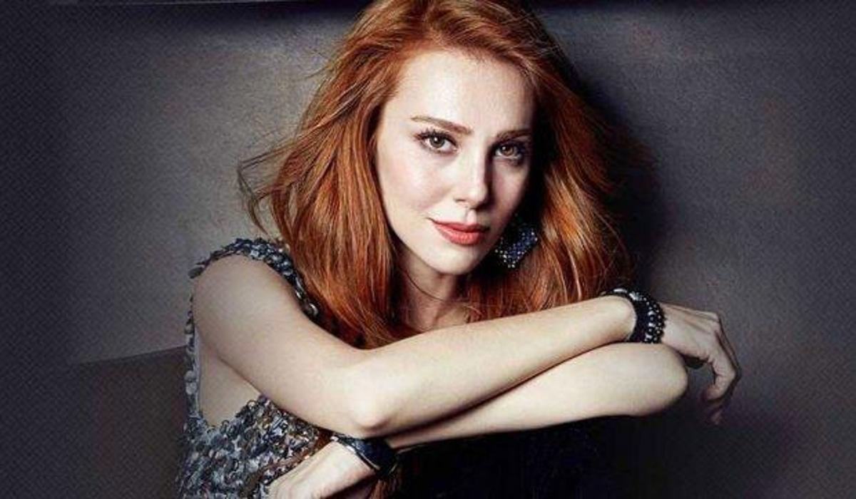 elcin sangu nun makyajsiz hali gorenleri sasirtti magazin haberleri haber7