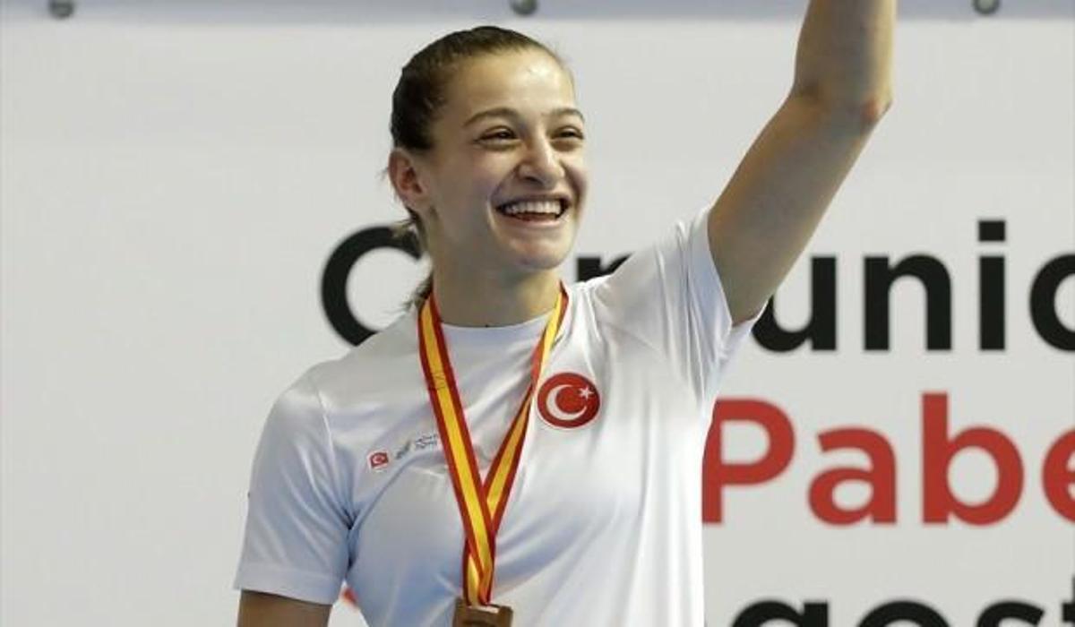 Buse Naz Cakiroglu Dunya Ikincisi Oldu Tum Spor Haber