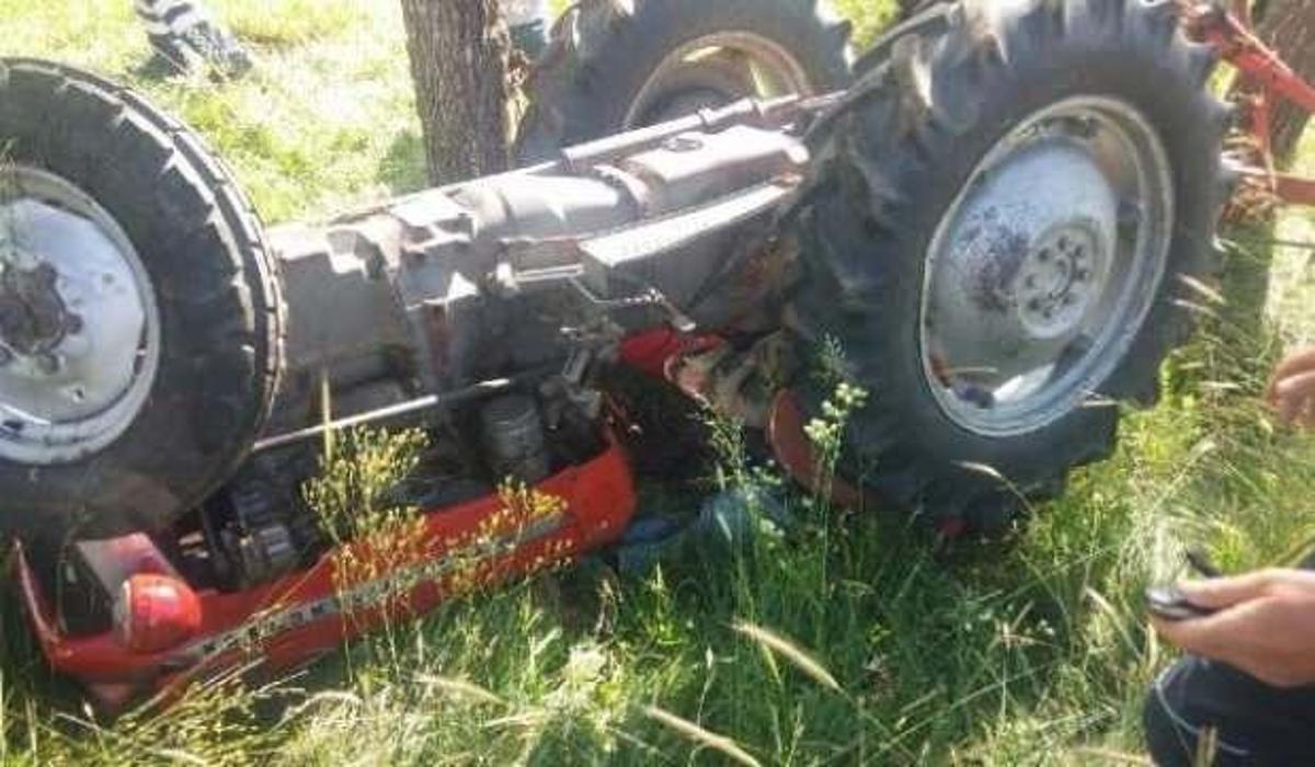 ruyada traktor devrilmesi