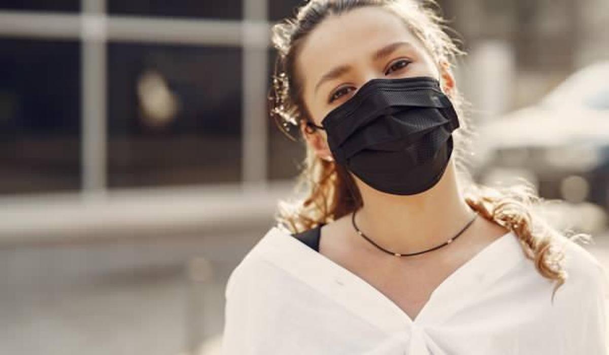cerrahi maske kullanirken dikkat sivilce ve akne olusuyorsa saglik haberleri