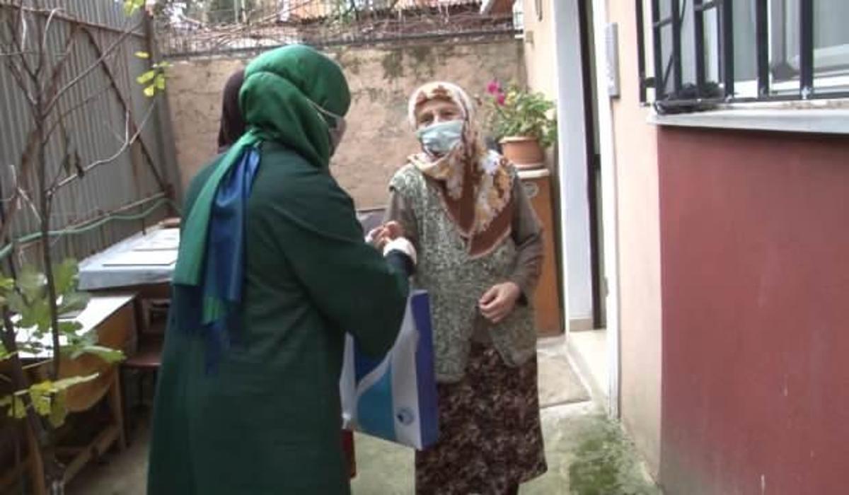 tuzla belediyesi yaslilari unutmadi 65 yas ustu ihtiyac sahiplerine temizlik seti dagitildi yasam haberleri