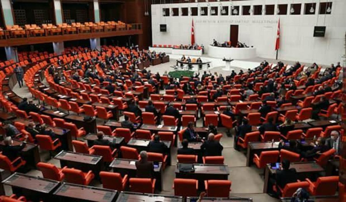 kabine revizyonuyla meclis teki sandalye dagilimi degisti guncel haberleri