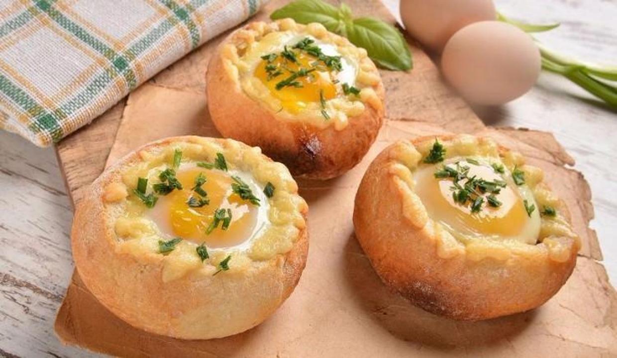 Ekmek çanağında yumurta tarifi