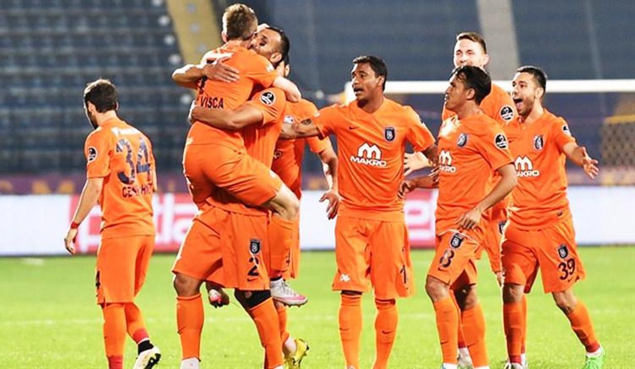 İstanbul Başakşehir'de sürpriz ayrılık!