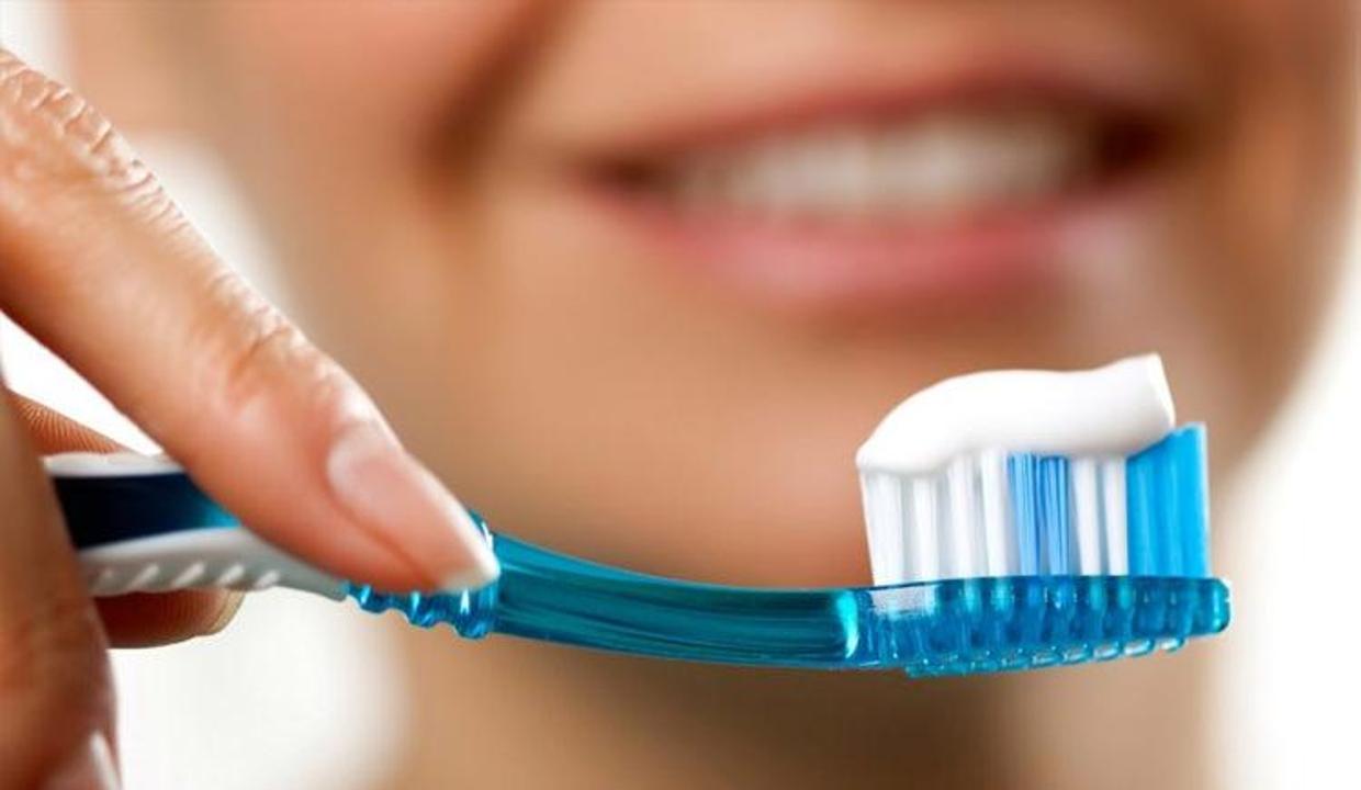 Ramazanda macun ile Diş Fırçalamak orucu bozar mı?