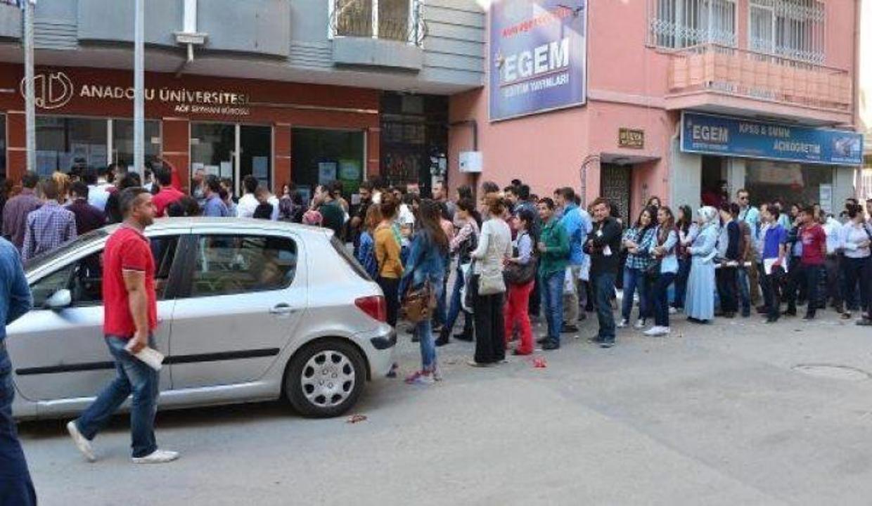 2017-2018 AÖF kayıt yenileme tarihi! AÖF 2.üniversite kayıtları nasıl yapılır?