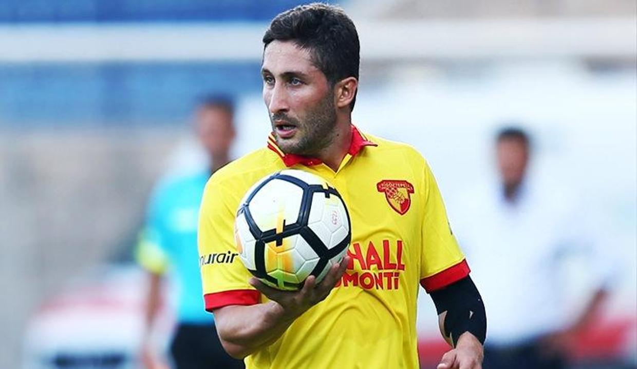 Sabri Sarıoğlu, Göztepe'den ayrıldı!