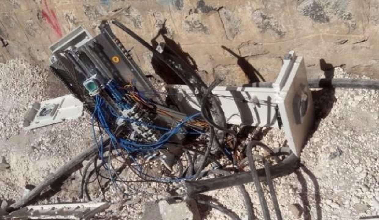 Şanlıurfa'da elektrik panolarını parçaladılar
