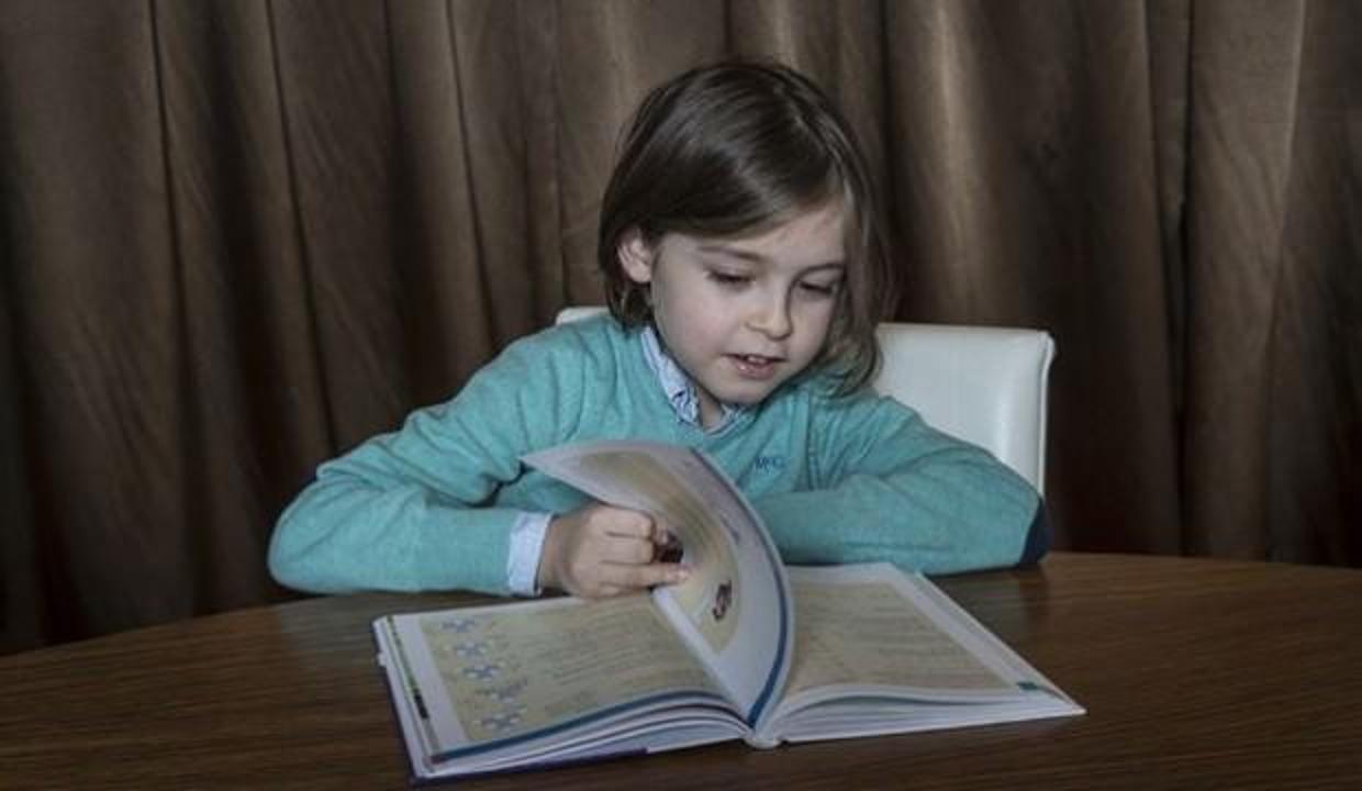 8 yaşındaki çocuk üniversiteye başlıyor