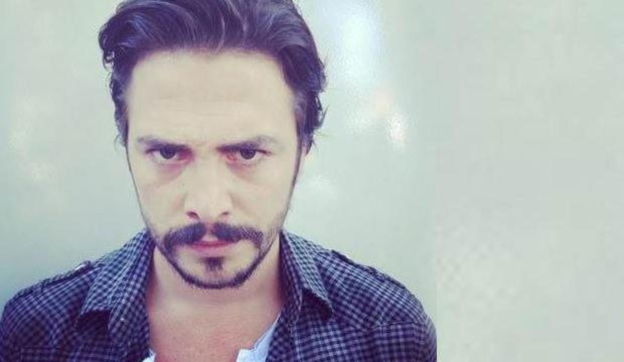 Ahmet Kural kimdir? Aslen nereli ve kaç yaşındadır? Babasının mesleği...