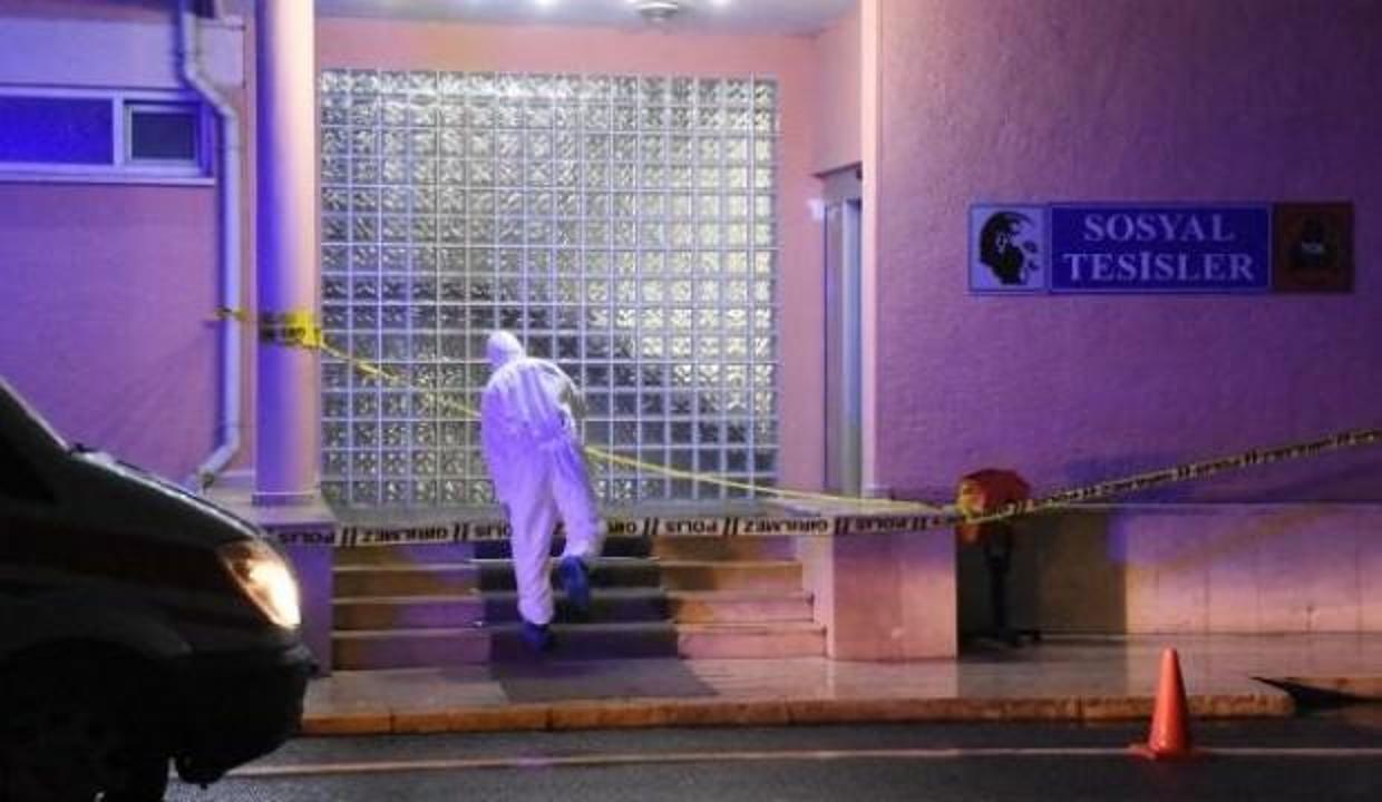 Garson dehşet saçtı: 2 ölü