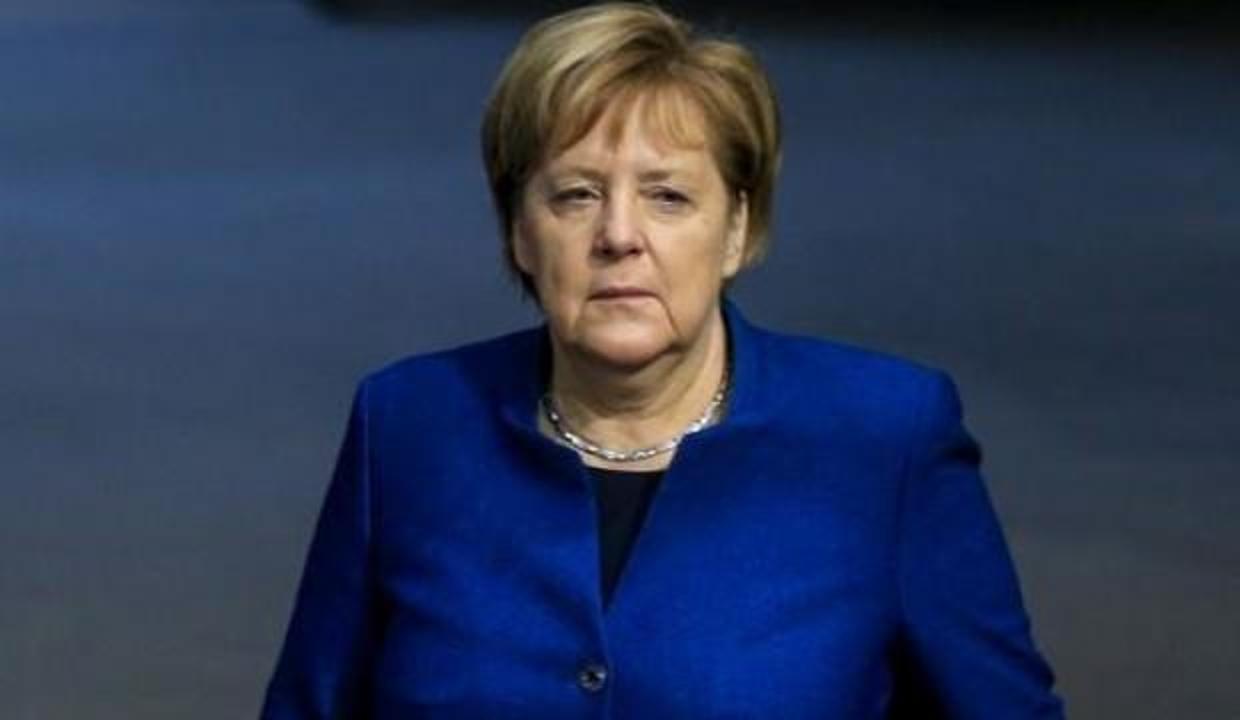 Merkel net konuştu: Çözüm yolu yok