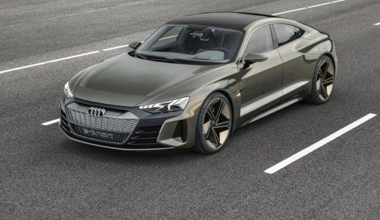 Audi’den 4 kapılı elektrikli coupe konsepti