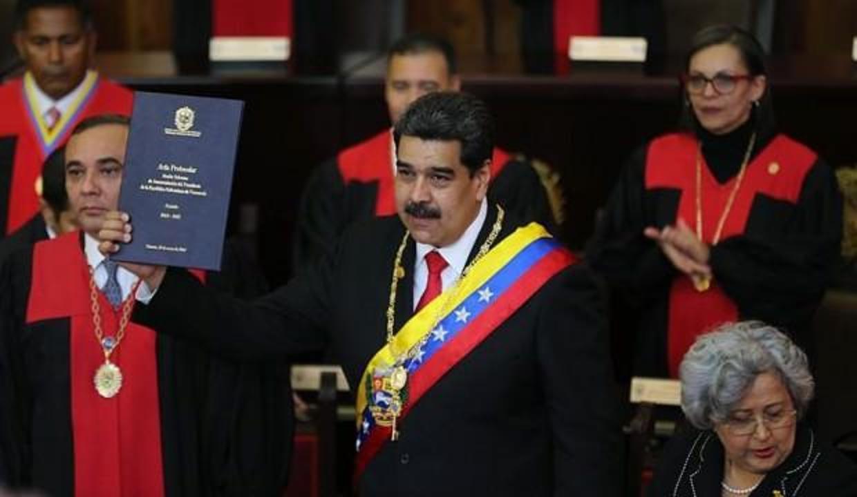 Maduro devlet başkanlığı için yemin etti