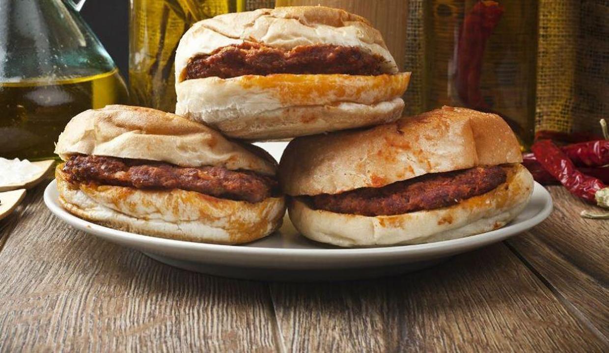 Evde ıslak hamburger nasıl yapılır?