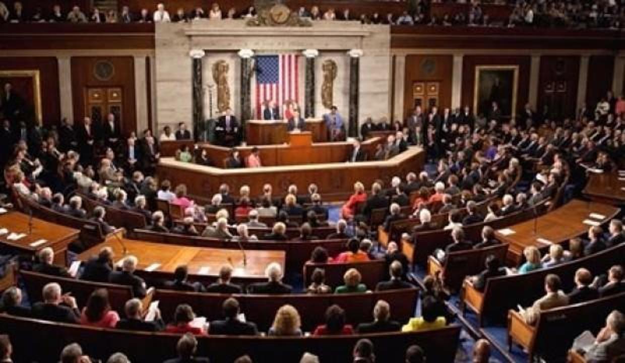 ABD'de çekilme kararına karşı çıkan yasa Senato'dan geçti