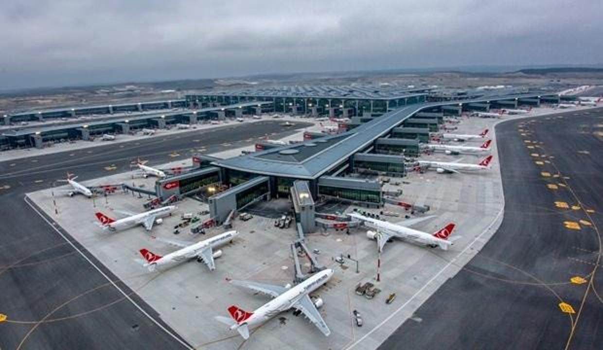 23 ilin nüfusundan fazla yolcuyu ağırladı