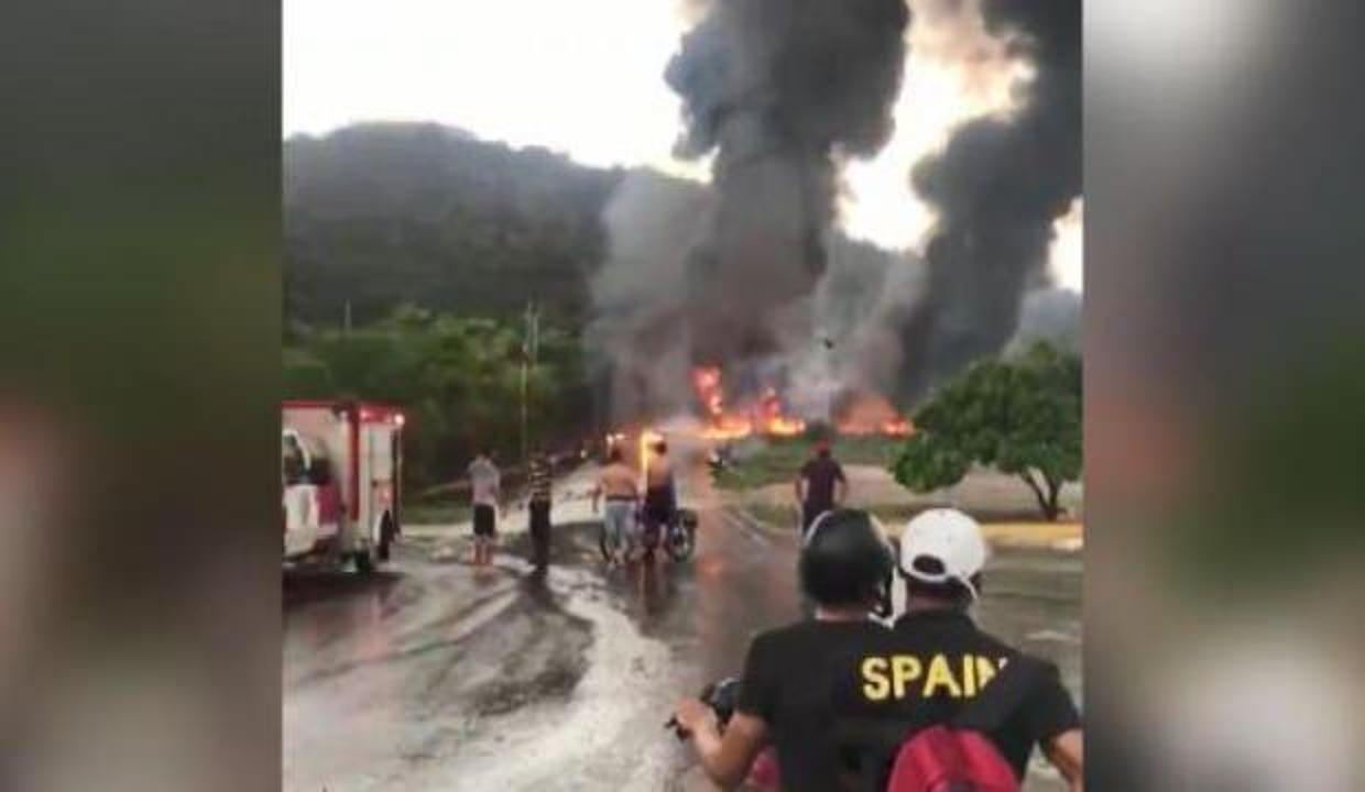 Venezuela’da petrol rafinerisinde yangın! 3 ölü