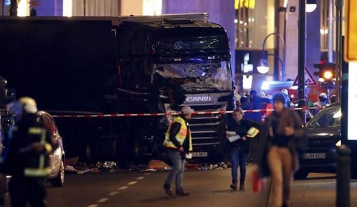 Almanya: Ülkemizde 12 bin aşırı sağcı var!