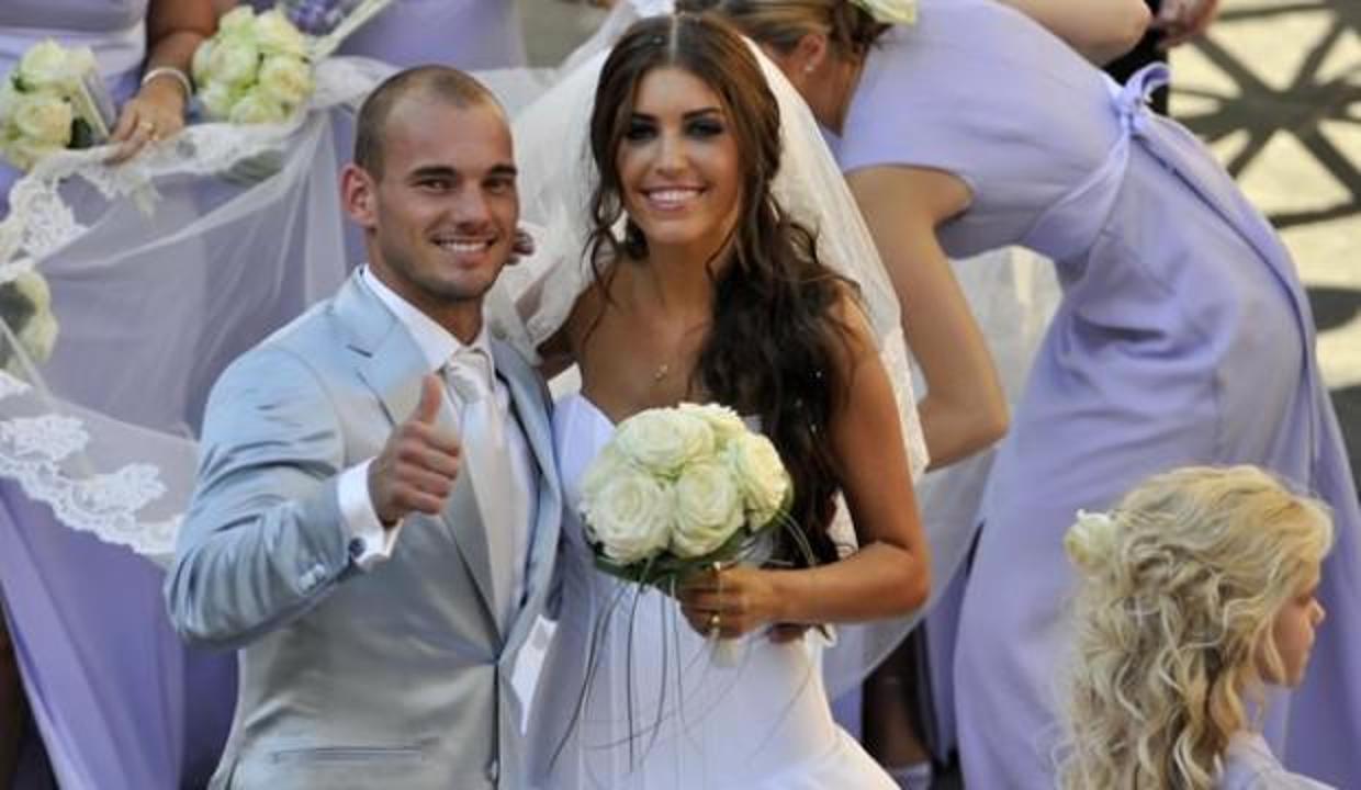 Sneijder, eşi Yolanthe Cabau'ya servet ödeyecek