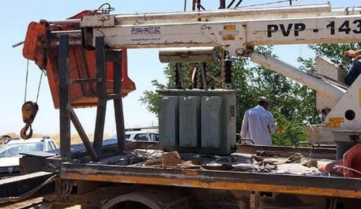 Siverek'te kaçak mobil trafo ele geçirildi