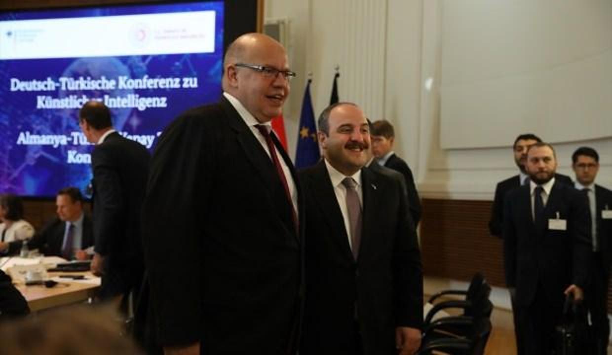 Bakan Varank, Alman Bakan Altmaier ile görüştü