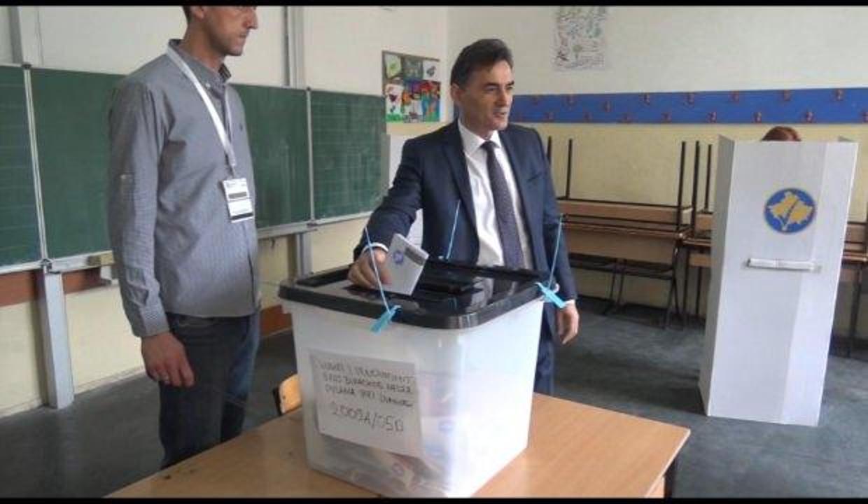 Kosova'da 'ilginç' olay: Seçmen sayısı nüfustan fazla