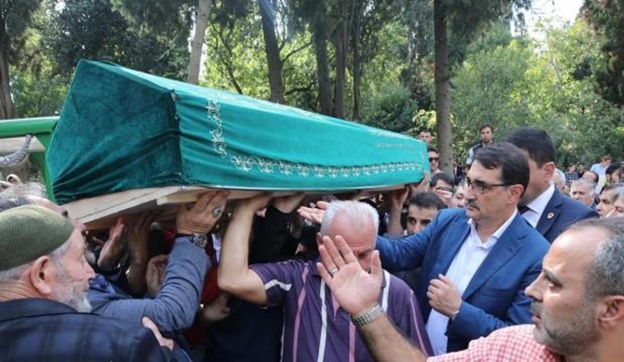 Bakan Dönmez'in acı günü
