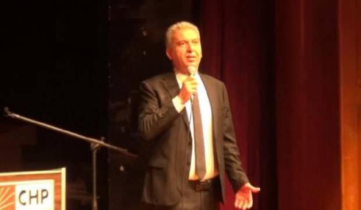 CHP'li vekil kongrede vatandaşı kovdu, ortalık karıştı