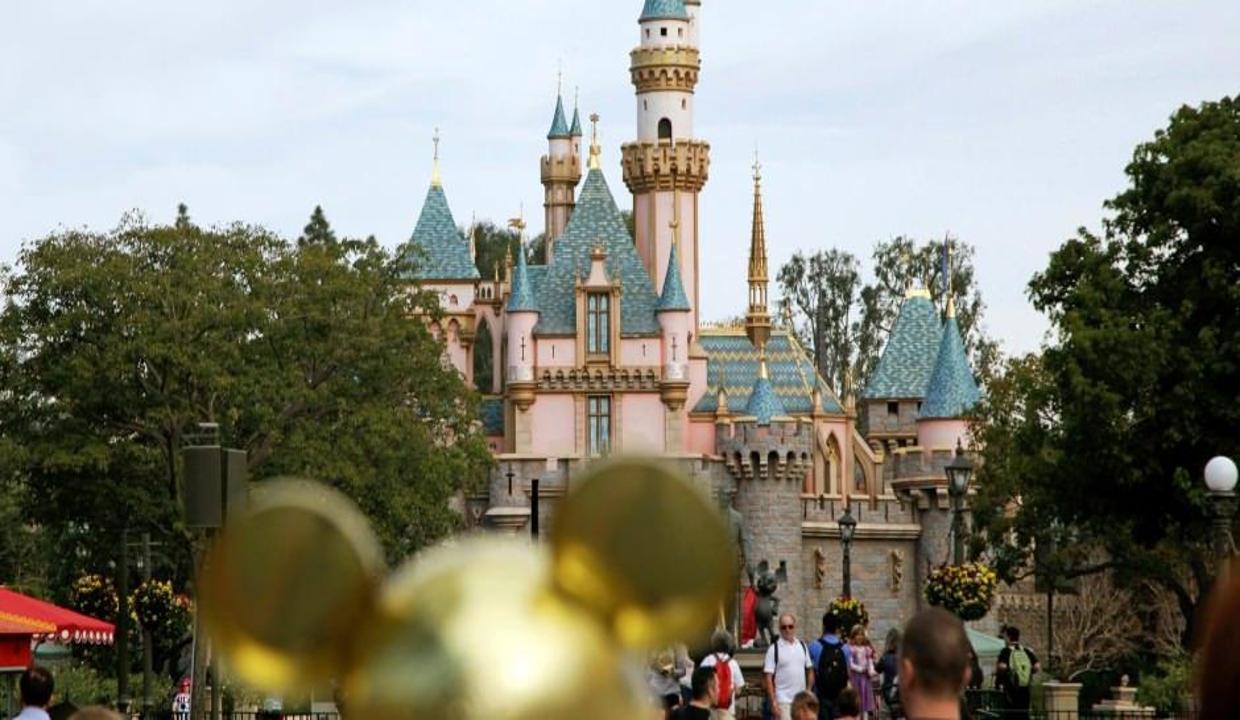 Disneyland A Koronavirus Onlemi 16 Tan Itibaren Kapanacak Seyahat Haberleri