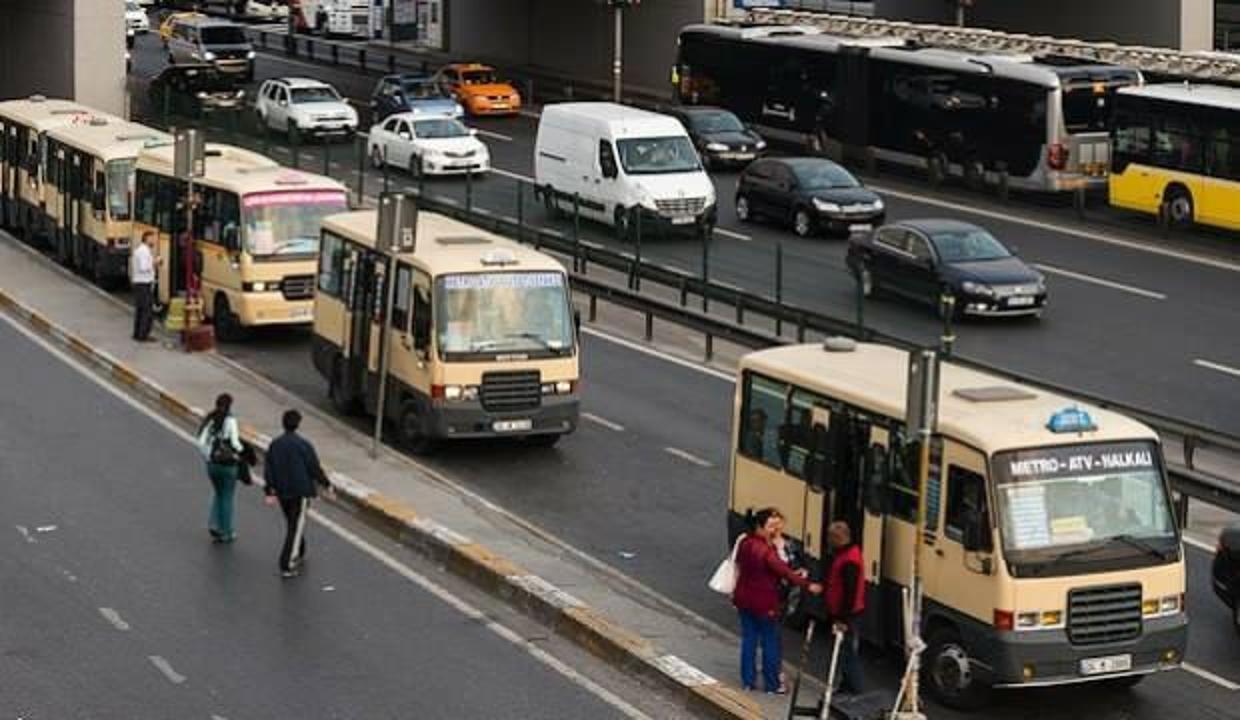 Hatlı minibüslere koronavirüs darbesi: 3 bin 500'ü parka çekildi