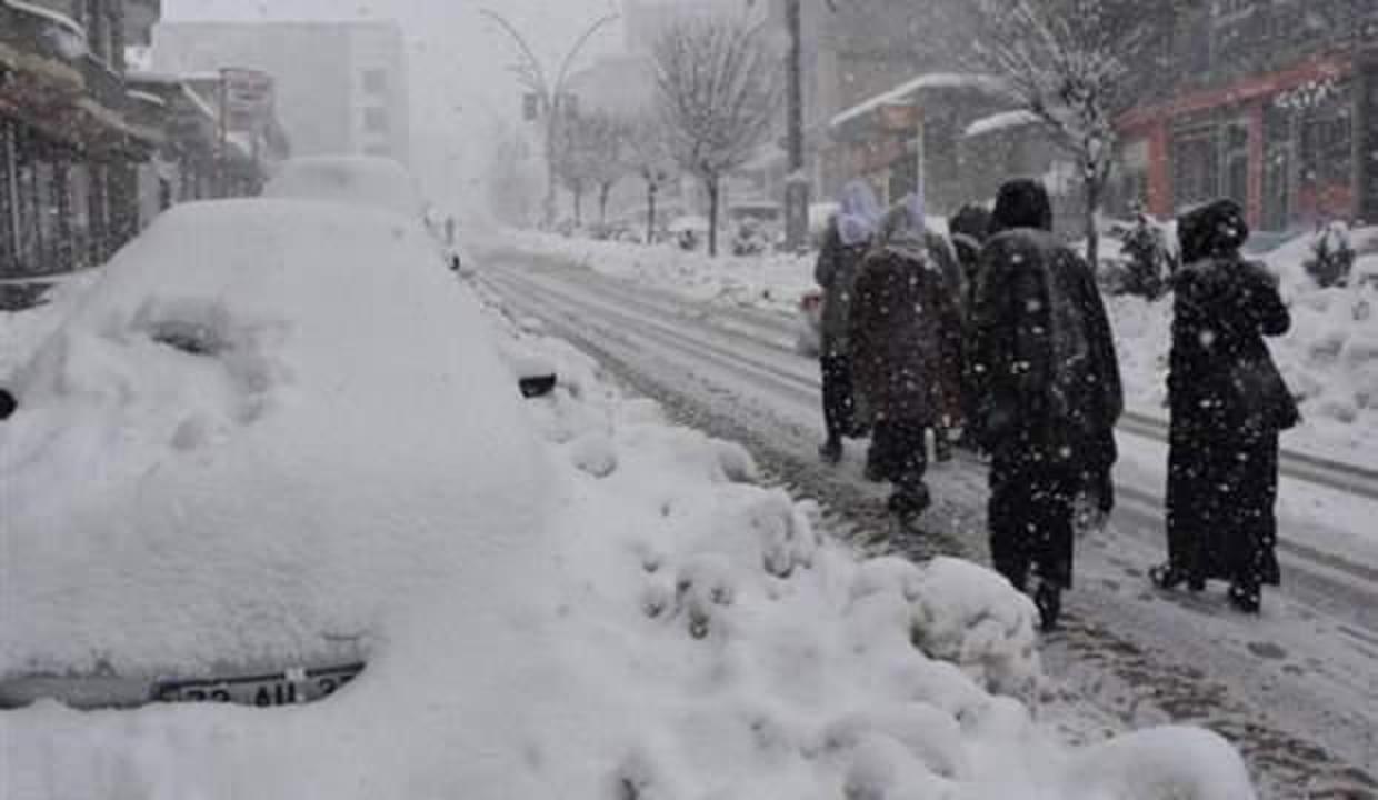 Meteoroloji'den 4 ilimiz için karla karışık yağmur ve kar uyarısı!