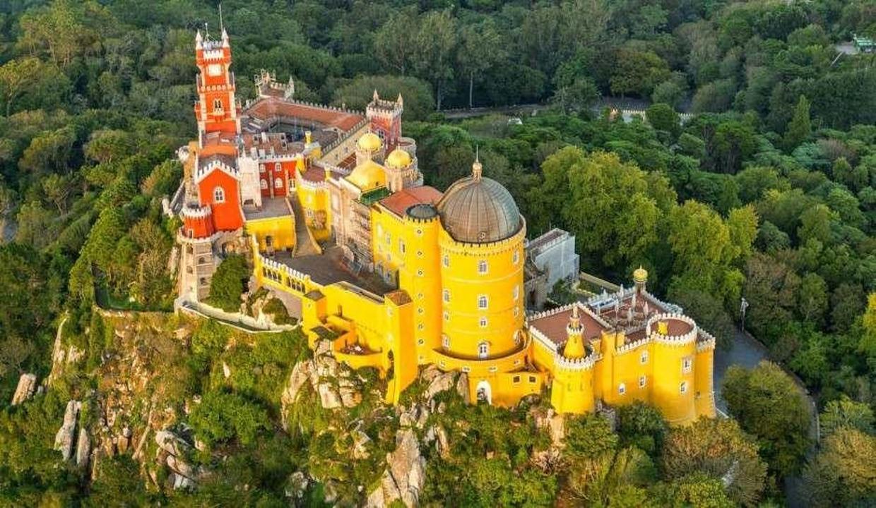 Lizbon'a 28 kilometre uzaklıkta bir masal kitabı: Sintra Kasabası