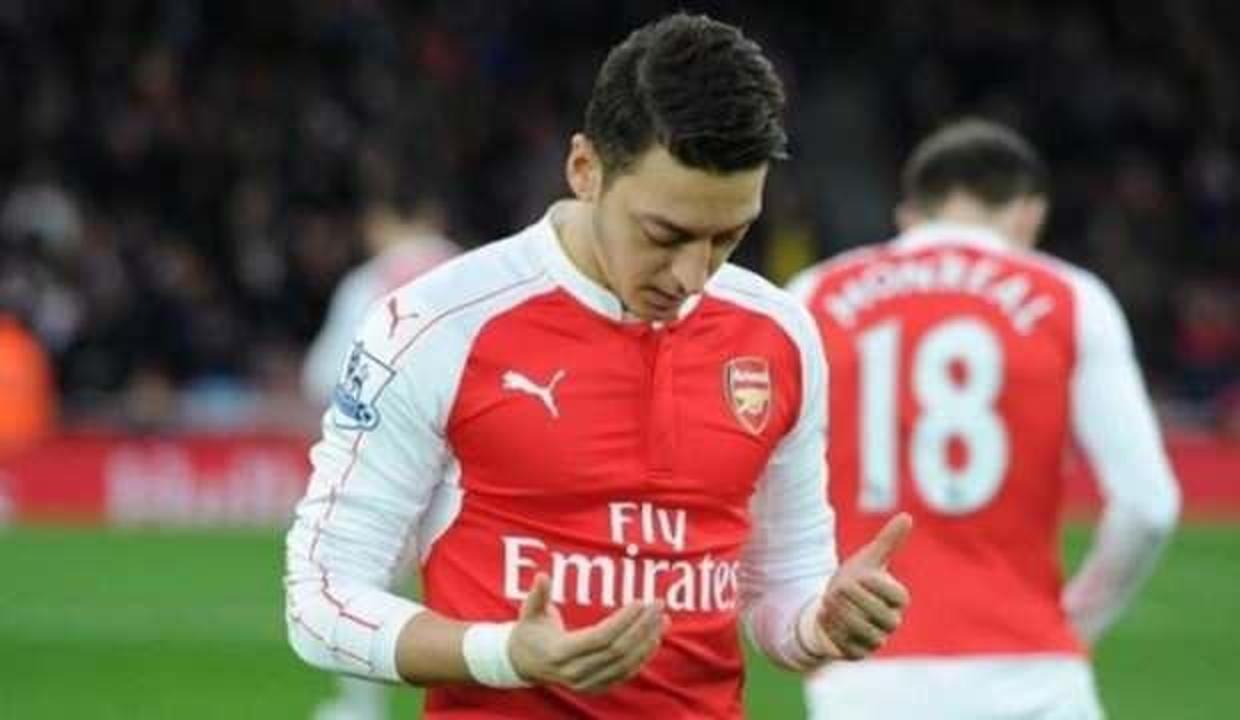 Mesut Özil'den Maide Suresi paylaşımı