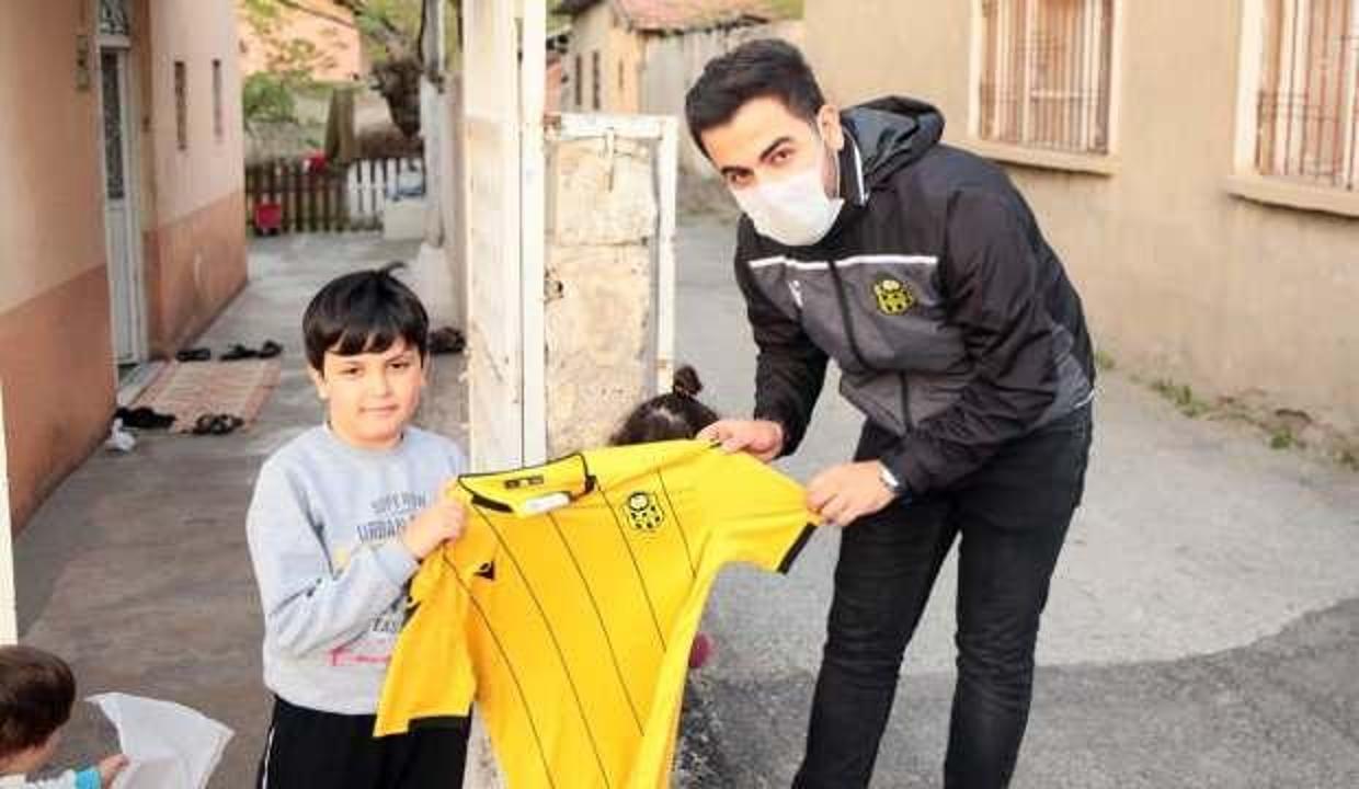 Yeni Malatyaspor Kulubunden Cocuklara Forma Tum Spor Haber